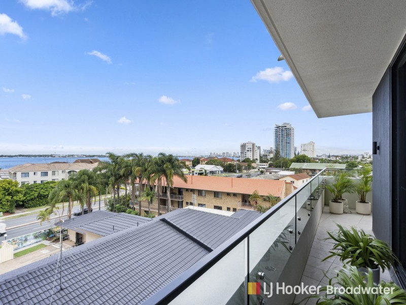 509/110 Frank Street, Labrador QLD 4215