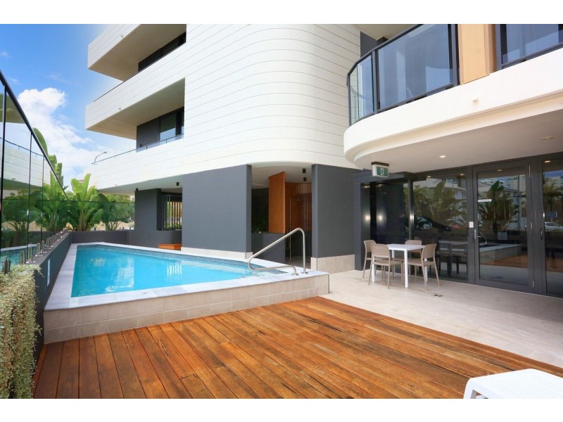 509/110 Frank Street, Labrador QLD 4215