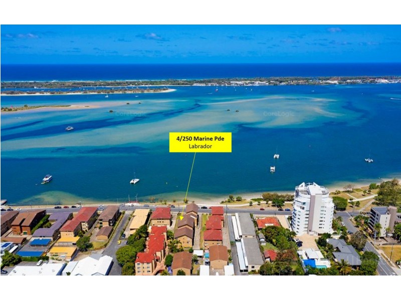 4/250 Marine Parade, Labrador QLD 4215