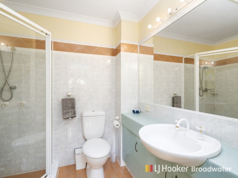 32/100 Morala Avenue, Runaway Bay QLD 4216