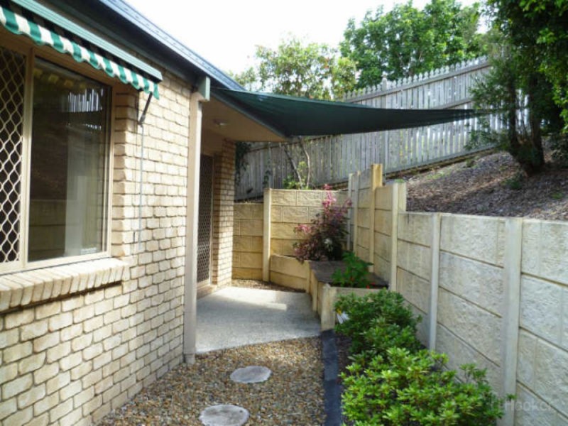 15/1 Archipelago Street, Pacific Pines QLD 4211