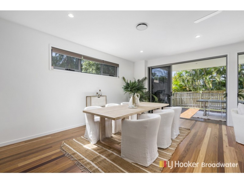 33 Ernest Street, Labrador QLD 4215