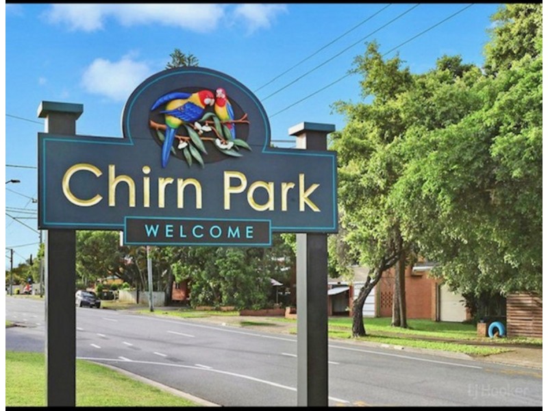 1/133 Central Street, Labrador QLD 4215