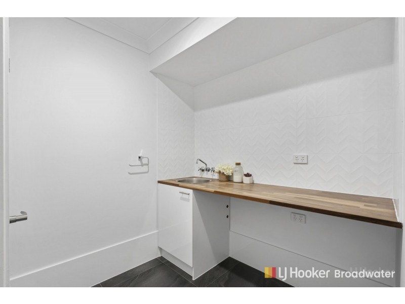 20/503 Pine Ridge Road, Biggera Waters QLD 4216