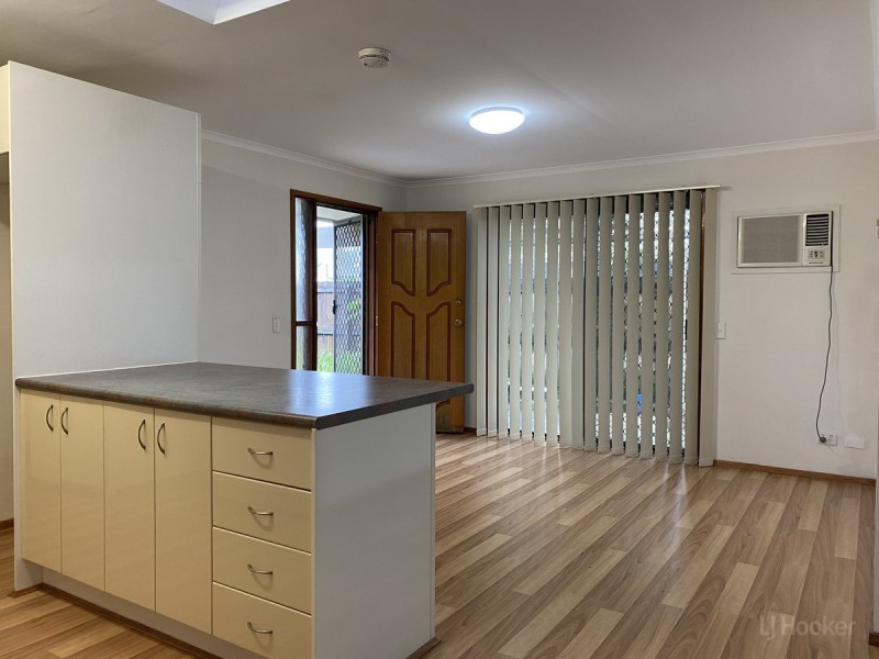 2/23 Stephenson Street, Labrador QLD 4215