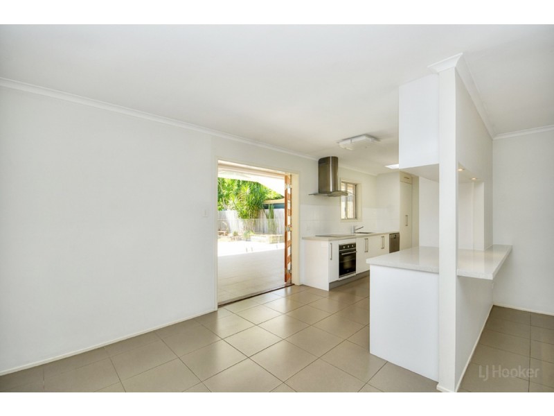 73 Muir Street, Labrador QLD 4215