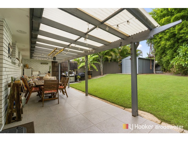 1/5 Jupiter Close, Labrador QLD 4215