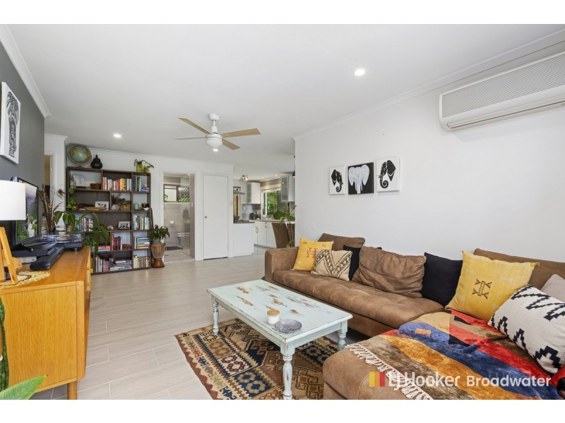 1/5 Jupiter Close, Labrador QLD 4215