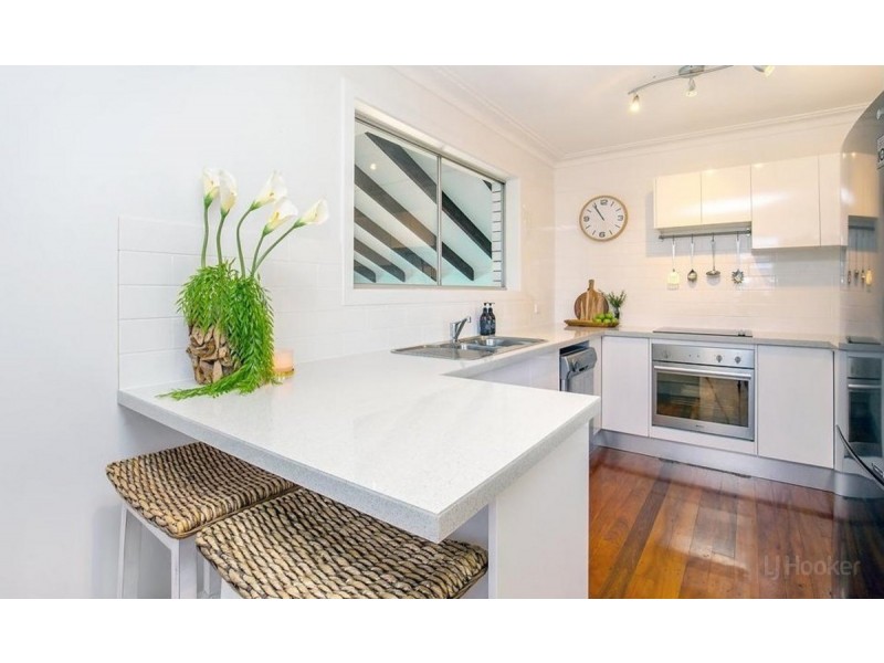 18 Scoter Avenue, Paradise Point QLD 4216