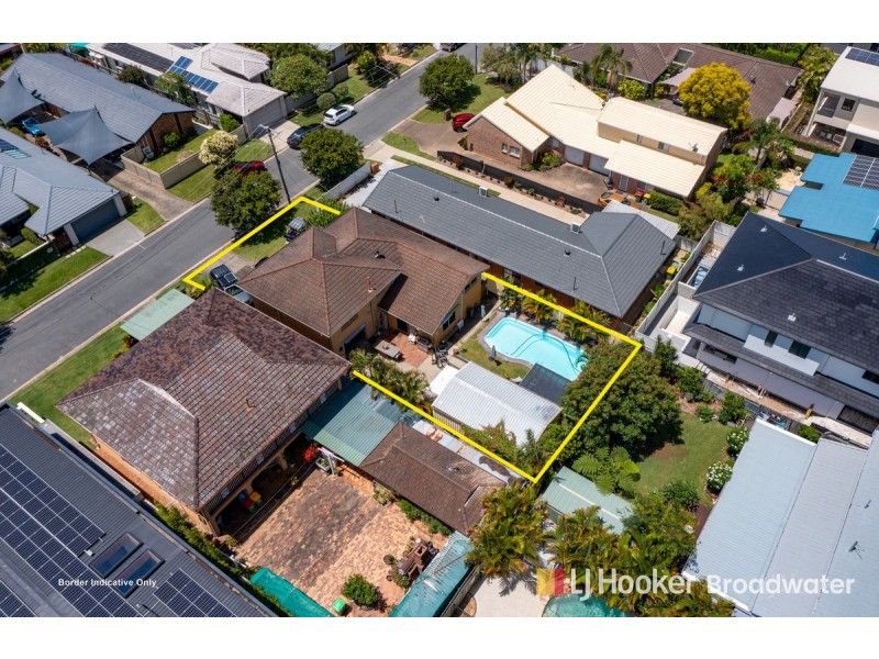 18 Scoter Avenue, Paradise Point QLD 4216