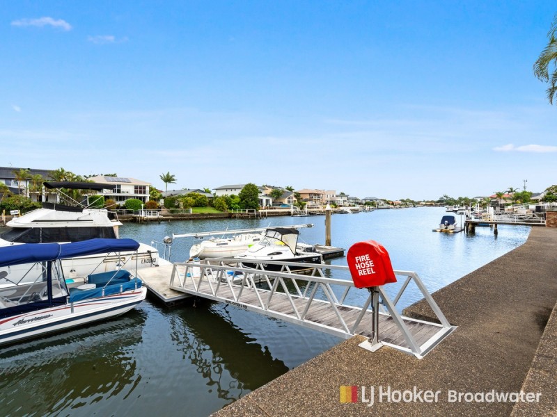 4/100 Morala Avenue, Runaway Bay QLD 4216