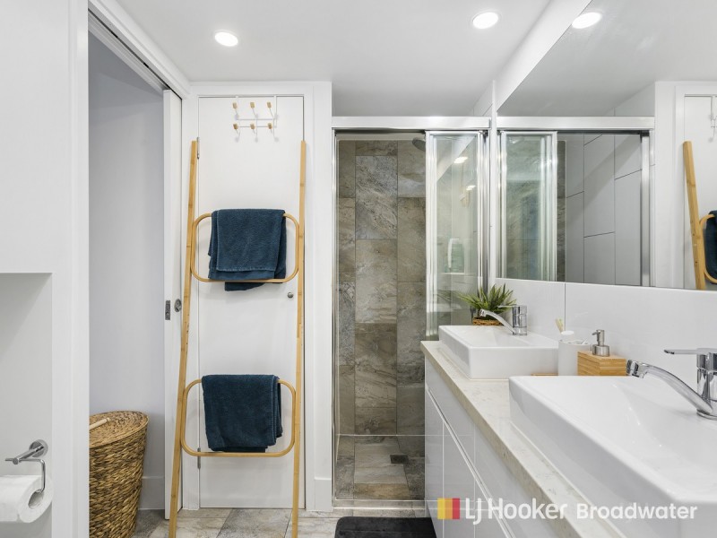 10/58 Frank Street, Labrador QLD 4215