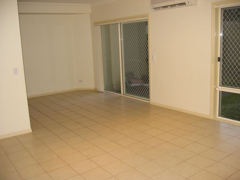 9/395 Pine Ridge Road, Runaway Bay QLD 4216