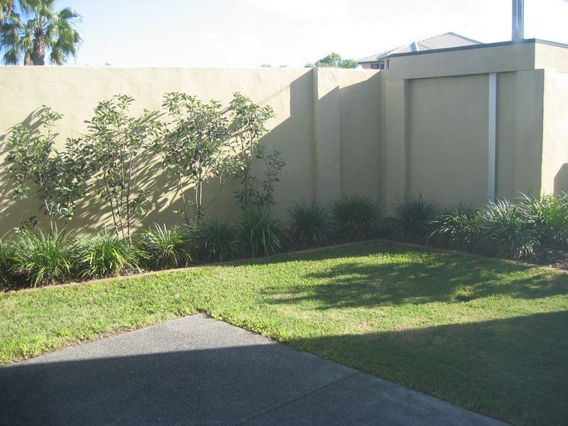 9/395 Pine Ridge Road, Runaway Bay QLD 4216