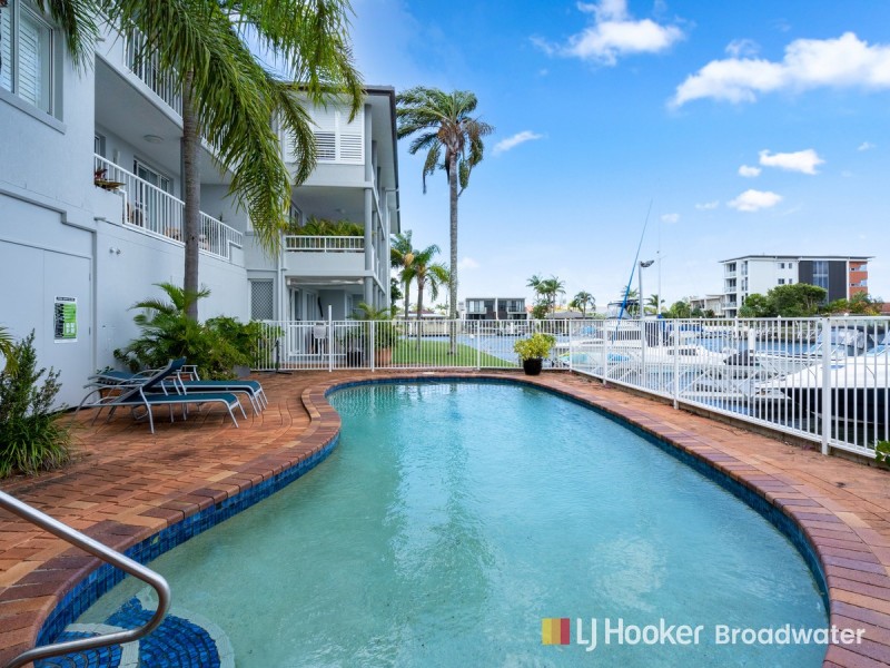 9/17-19 Canal Avenue, Runaway Bay QLD 4216