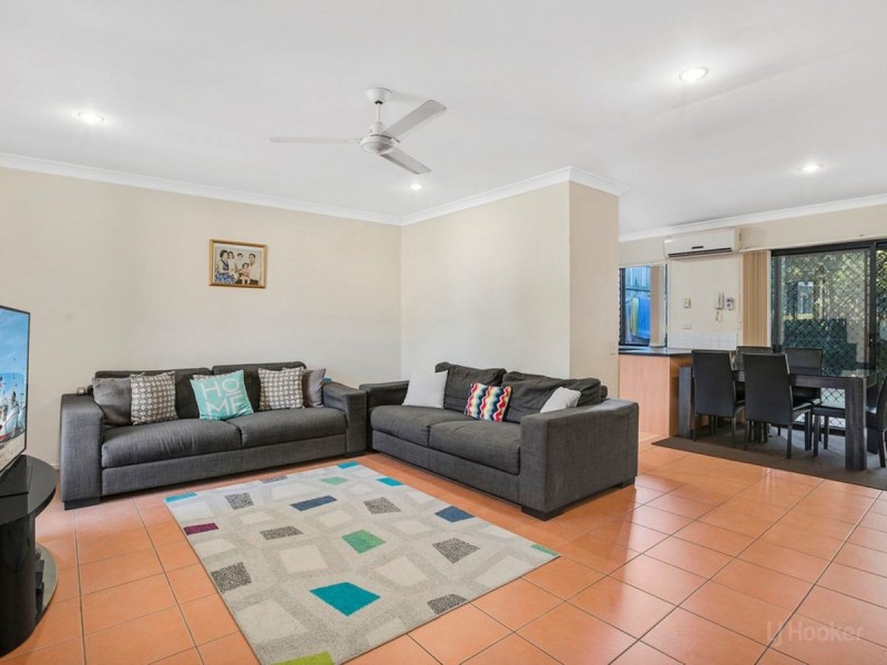 8/20 Brown Street, Labrador QLD 4215