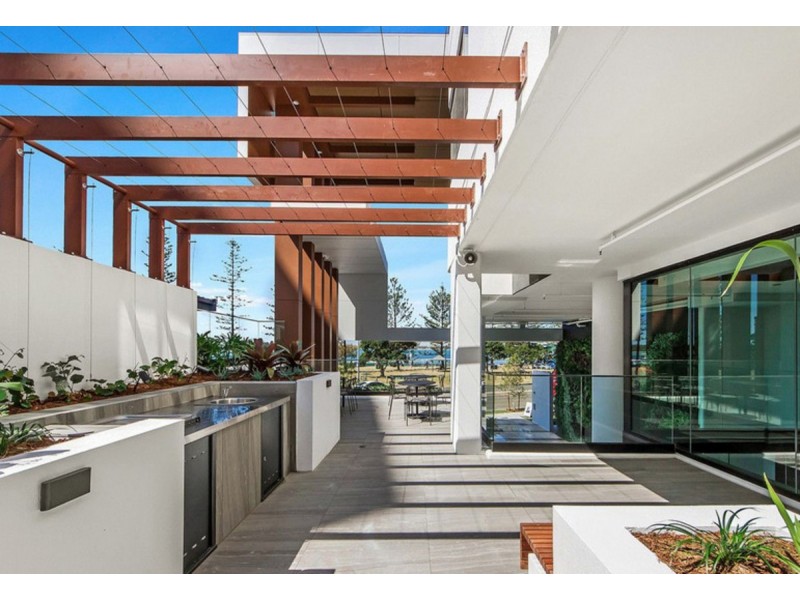 507/372 Marine Parade, Labrador QLD 4215