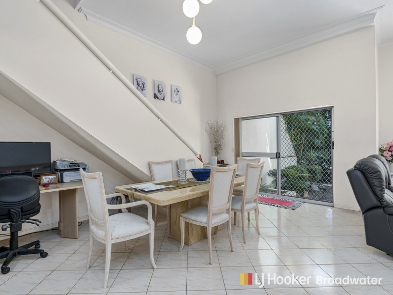 40/100 Morala Avenue, Runaway Bay QLD 4216