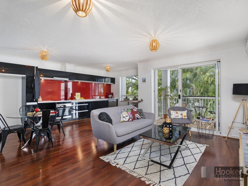 33/11-19 Taylor Street, Biggera Waters QLD 4216