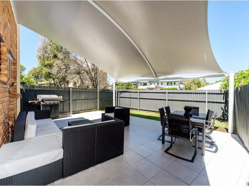 4/146 Central Street, Labrador QLD 4215