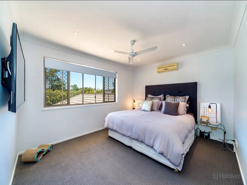 4/146 Central Street, Labrador QLD 4215