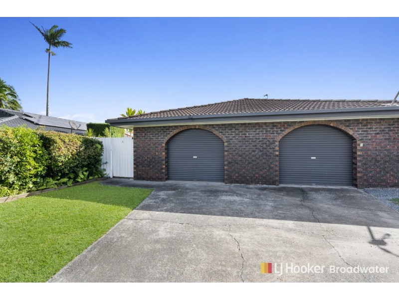 2/51 Government Road, Labrador QLD 4215