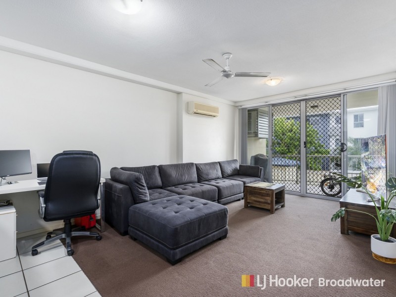 11/8-12 Proud Street, Labrador QLD 4215