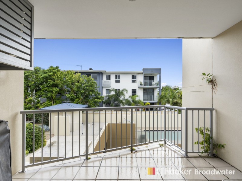 11/8-12 Proud Street, Labrador QLD 4215