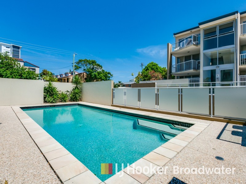 11/8-12 Proud Street, Labrador QLD 4215