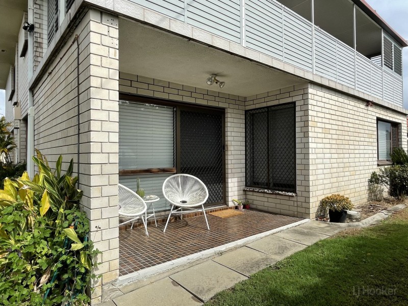 1/28 Errol Avenue, Paradise Point QLD 4216