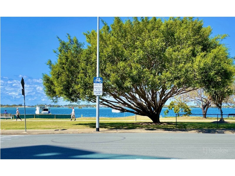 10/9 Bradford Street, Labrador QLD 4215