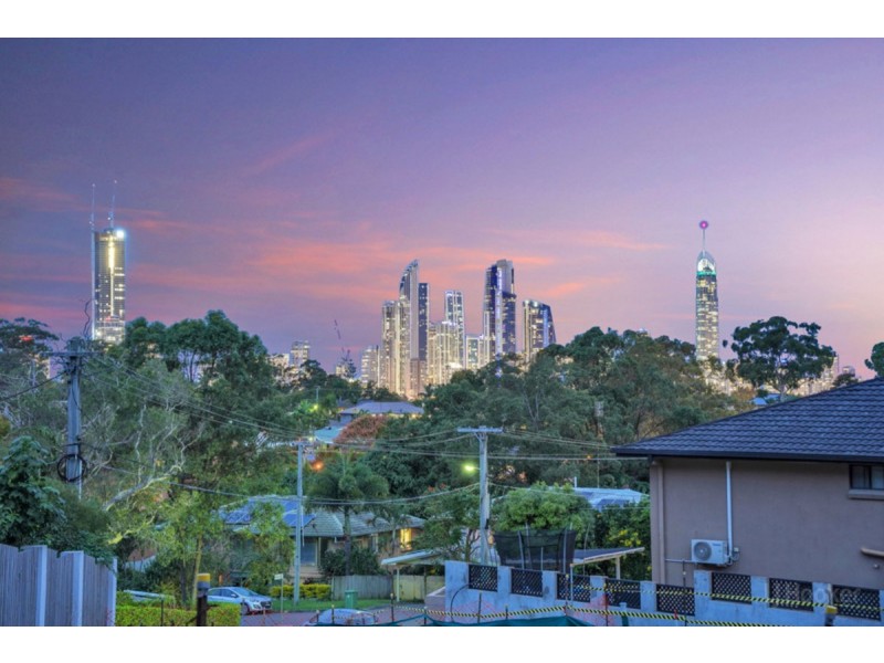 4A Kerry Place, Southport QLD 4215