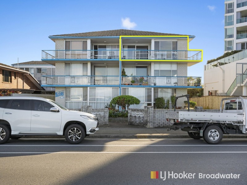 10/294 Marine Parade, Labrador QLD 4215