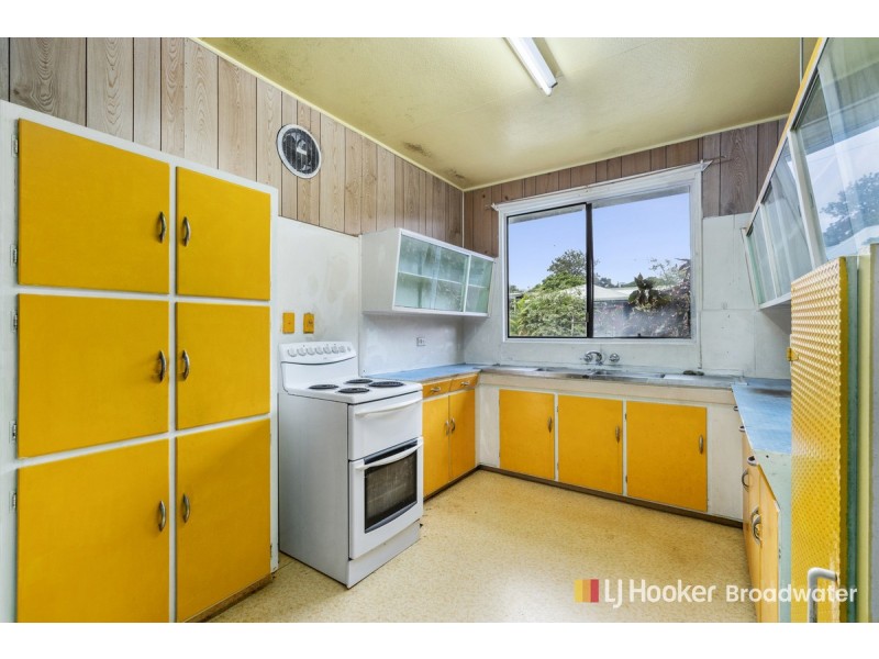 135 Turpin Road, Labrador QLD 4215