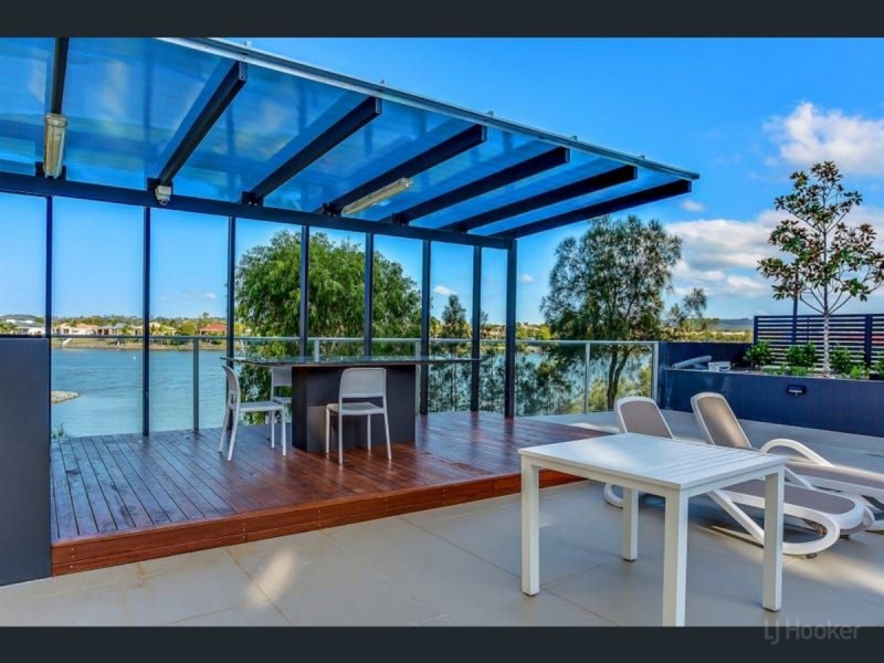 222/33 Lakefront Crescent, Varsity Lakes QLD 4227