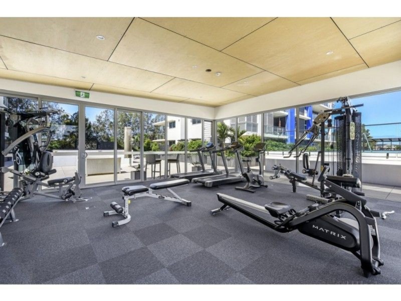 222/33 Lakefront Crescent, Varsity Lakes QLD 4227