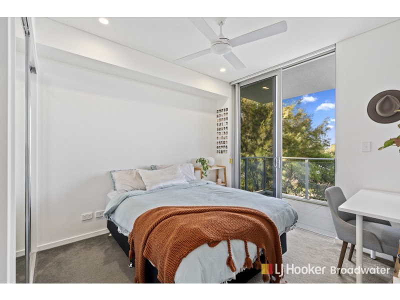 222/33 Lakefront Crescent, Varsity Lakes QLD 4227