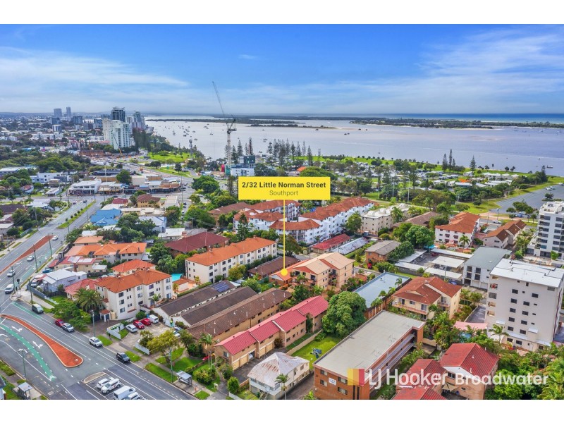 1 &2/32 Little Norman Street, Southport QLD 4215