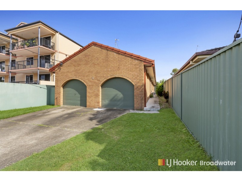 1 &2/32 Little Norman Street, Southport QLD 4215