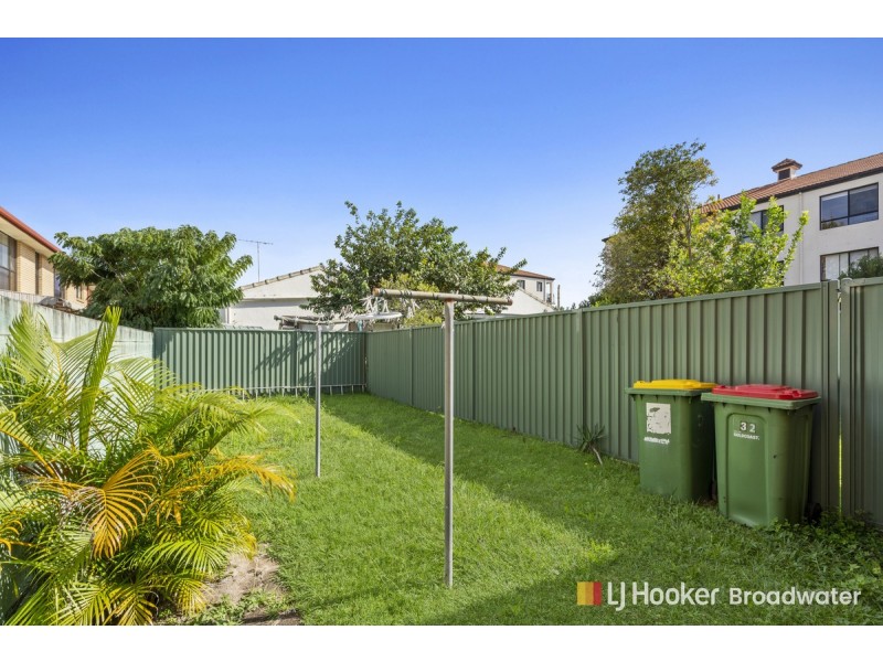 1 &2/32 Little Norman Street, Southport QLD 4215