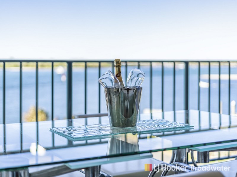 127/326-342 Marine Parade, Labrador QLD 4215