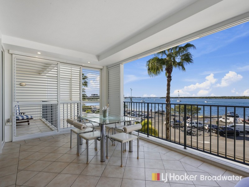 127/326-342 Marine Parade, Labrador QLD 4215