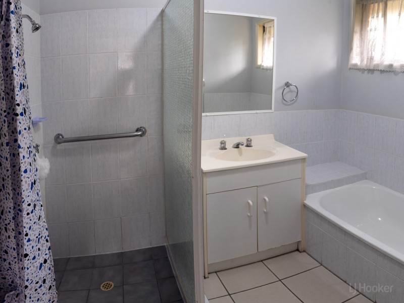 2/8 Academy Street, Oxenford QLD 4210