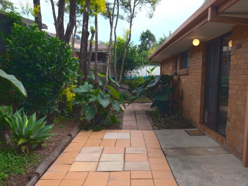 2/8 Academy Street, Oxenford QLD 4210