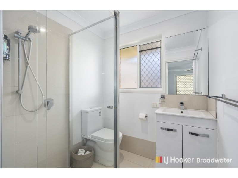 10/26 Government Road, Labrador QLD 4215