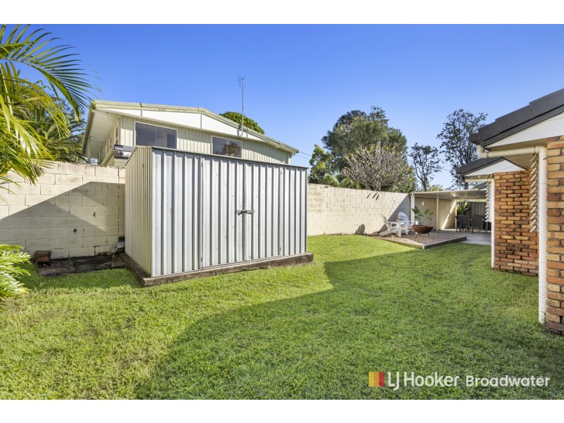 10/26 Government Road, Labrador QLD 4215