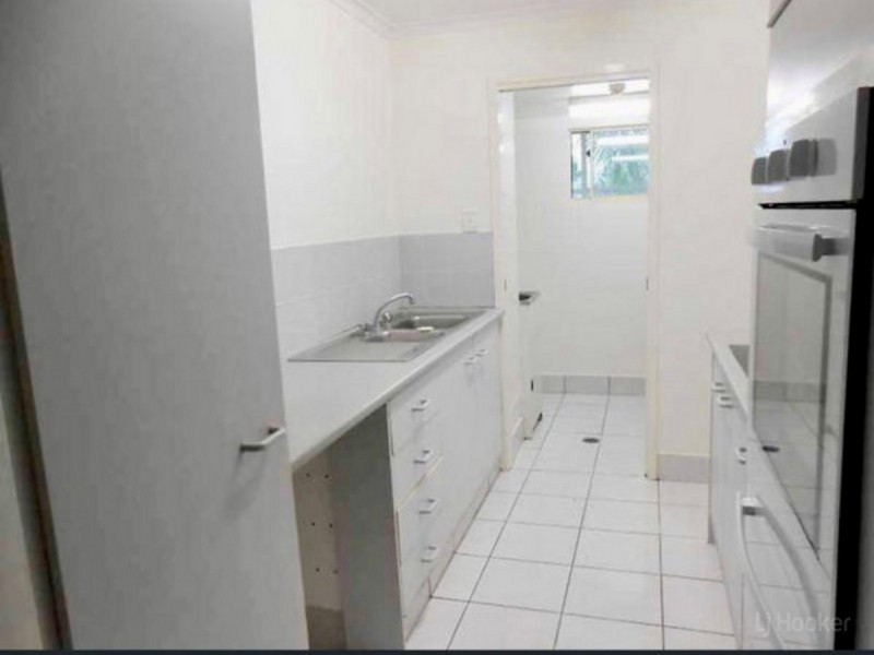 2/418 Marine Parade, Biggera Waters QLD 4216
