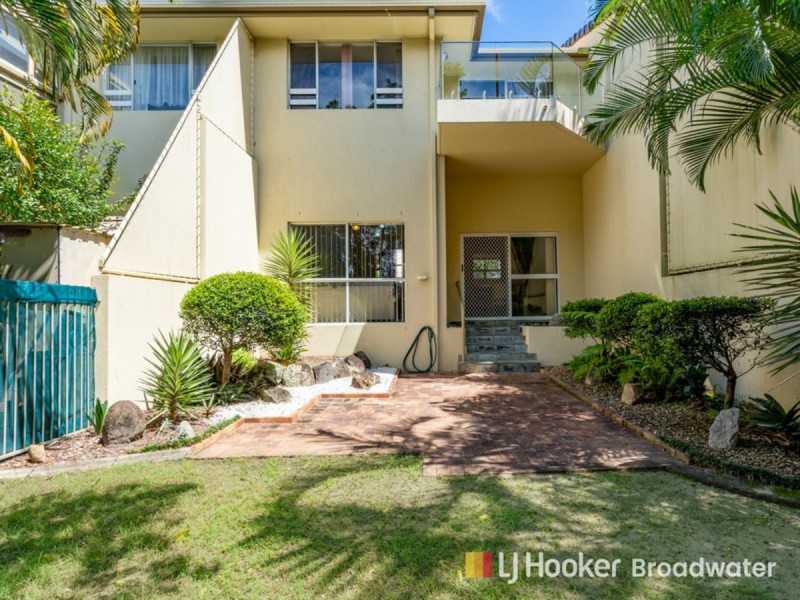 40/100 Morala Avenue, Runaway Bay QLD 4216