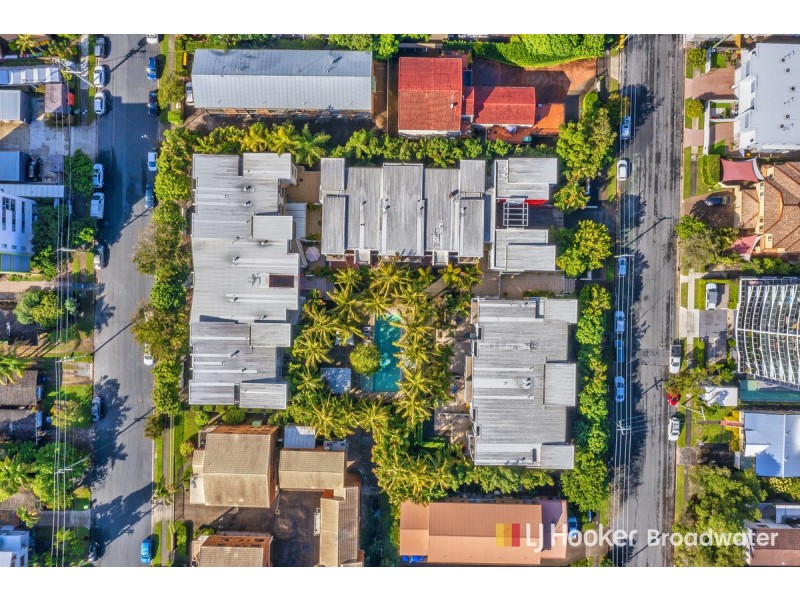 9/13-23 Bright Avenue, Labrador QLD 4215