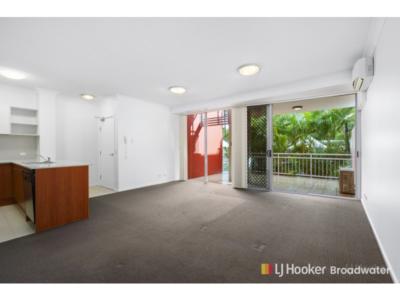 9/13-23 Bright Avenue, Labrador QLD 4215